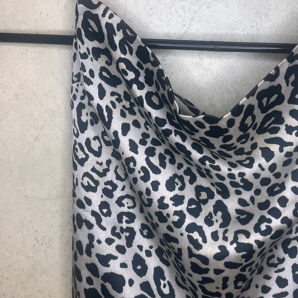 Leopard Tie-Back Cropped Cami NWT - Picture 6 of 10